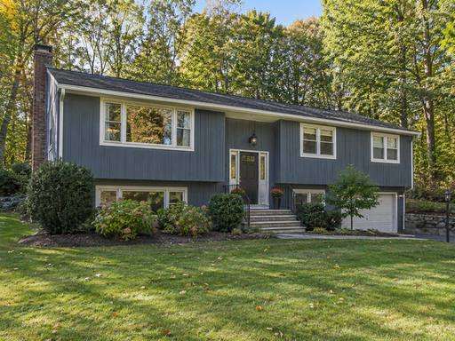 Exterior Painting in a distinct Connecticut residential setting