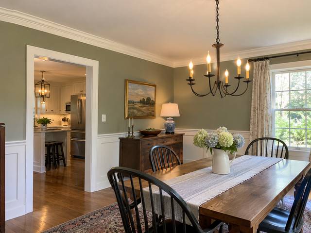 Simple crown molding in a finished dining room — Connecticut residential design inspiration